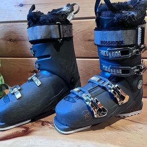 Womens Rossignol Slim Ski Boots